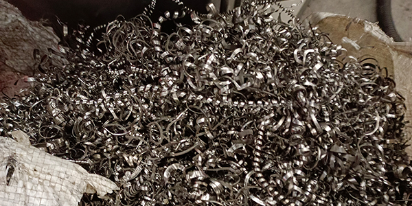 金屬刨花撕碎機(jī)，工業(yè)級(jí)破碎，助力資源再生