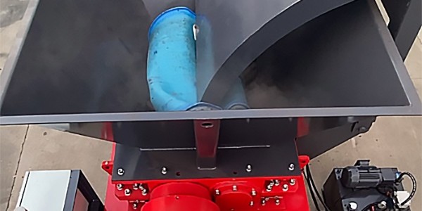 塑料化工桶回收新商機(jī) 塑料化工桶破碎機(jī)來助力！