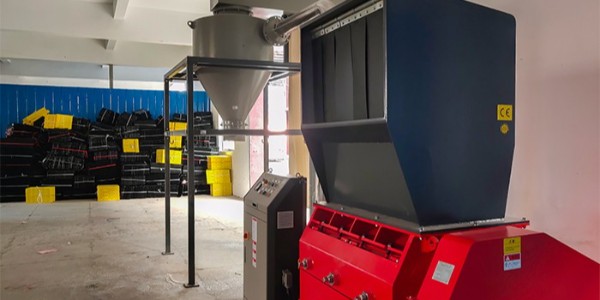 PE薄膜污染環境危害大？塑料PE薄膜破碎機來解決