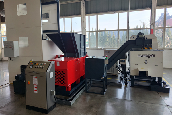 江西金葉大銅科技有限公司定制銅屑壓餅機案例