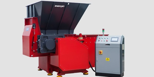 你知道使用塑料管破碎機(jī)的六大禁令嗎？