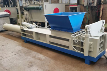 上海某金屬材料公司打包鋁箔案例 