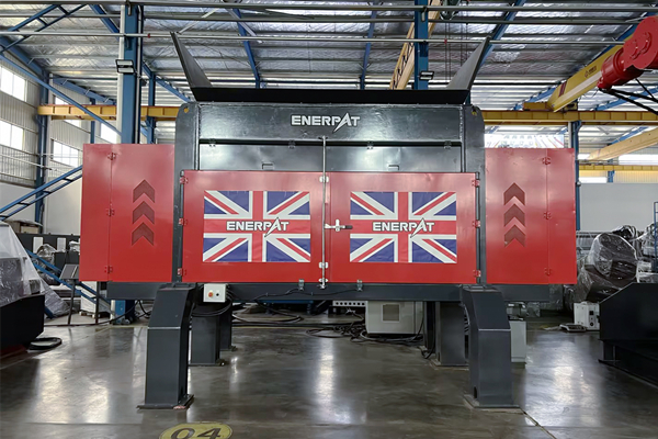 廣州某資源再生公司定制斷橋鋁包塊破碎設備案例