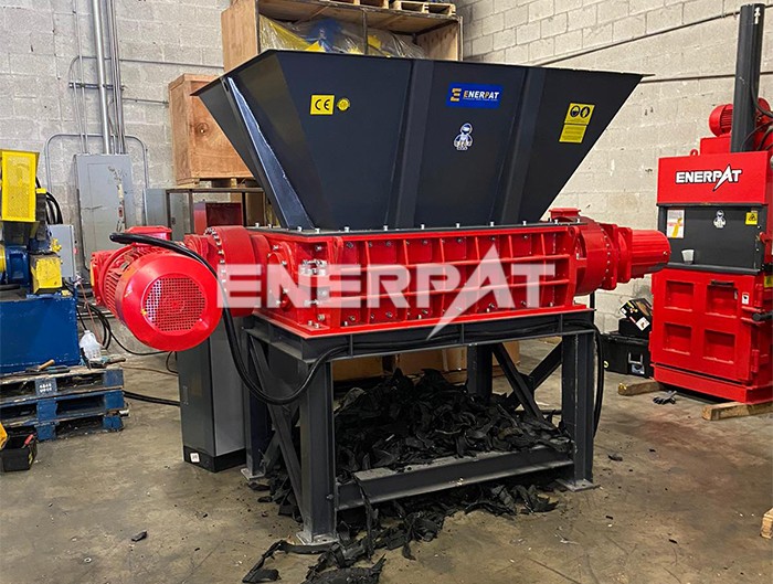 單軸撕碎機(jī)