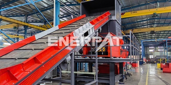 <i style='color:red'>塑料破碎</i>機(jī)設(shè)備哪家好?大型塑料粉碎機(jī)多少錢一臺?