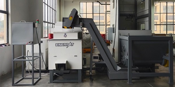 環(huán)保檢查不用愁 鋁合金屑打包壓塊機解決污染問題